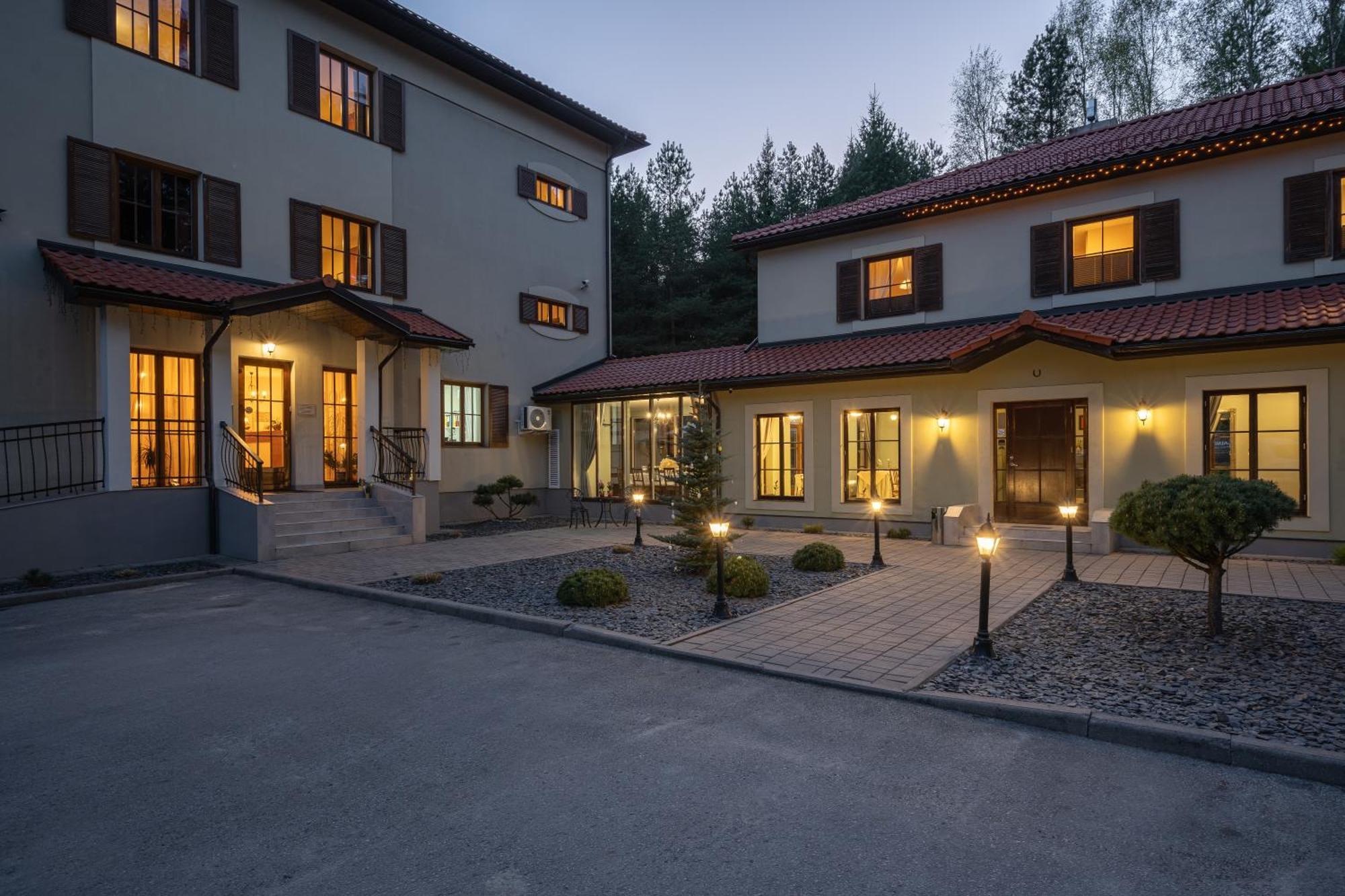 Hotel Pusyno Namai Tirkšliai Eksteriør bilde